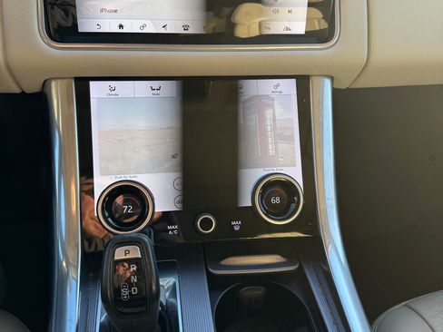 Used 2020 Land Rover Range Rover Sport HSE image 8