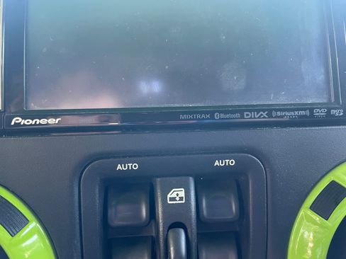 Used 2012 Jeep Wrangler Unlimited Sport image 22