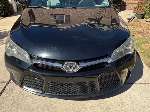 Used 2017 Toyota Camry LE image 13