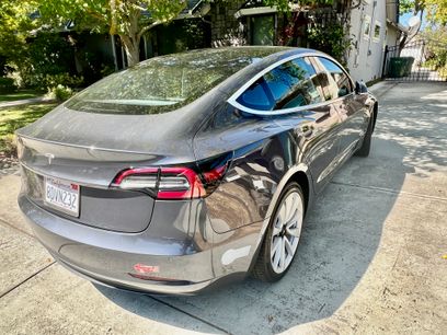 Used 2018 Tesla Model 3 Long Range