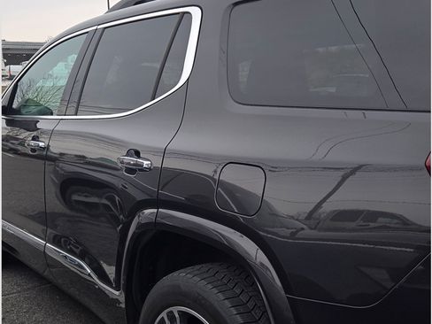 Used 2018 GMC Acadia Denali w/ Technology Package image 5