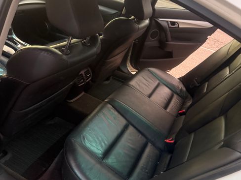 Used 2010 Acura TL w/ Technology Package FWD image 13