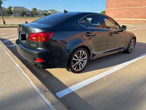 Used 2008 Lexus IS 250 w/ Luxury Pkg RWD image 6