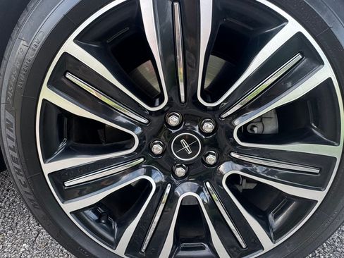 Used 2018 Lincoln MKC Black Label w/ Lincoln MKC Climate Package AWD/4WD image 27
