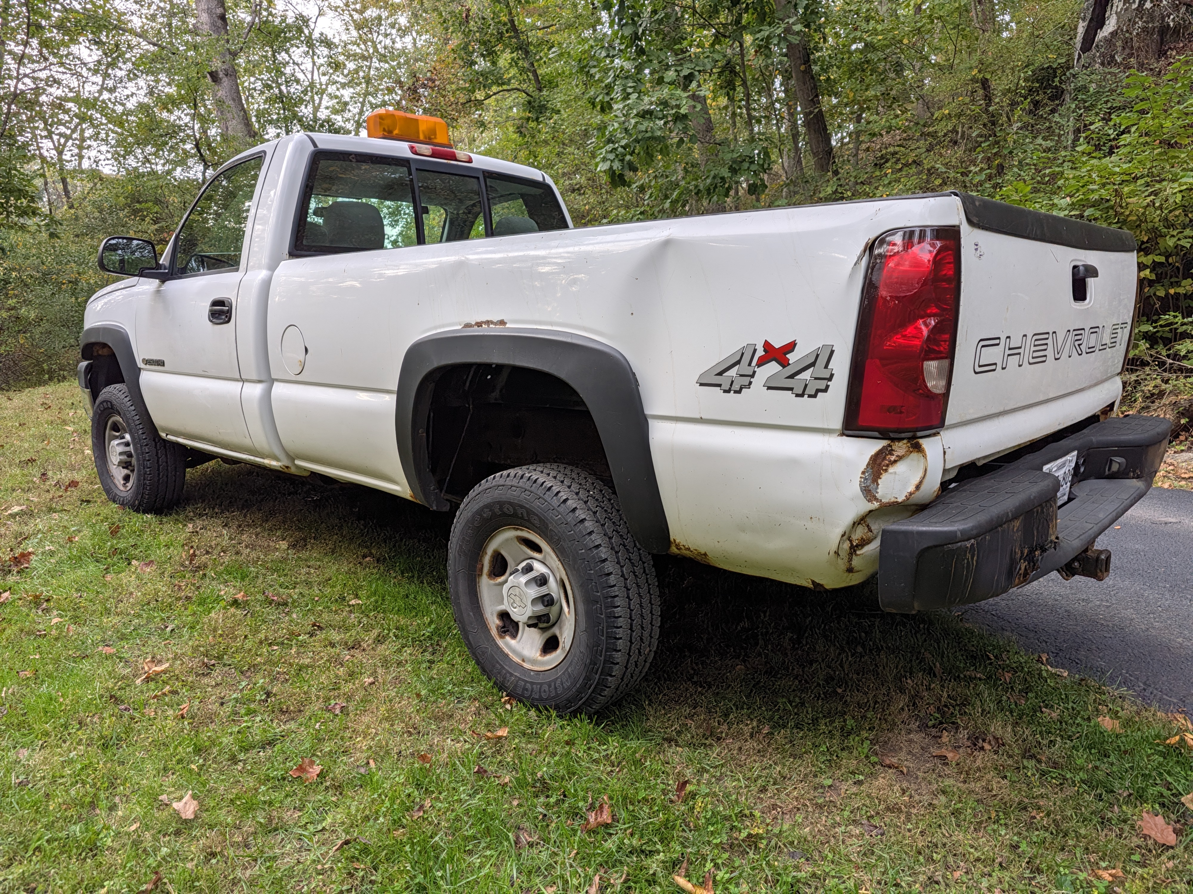Used 2007 Chevrolet Silverado 2500 W/T w/ Snow Plow Prep Package AWD/4WD image 12