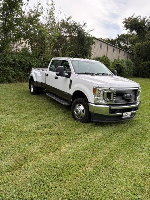 Used 2020 Ford F350 XL w/ STX Appearance Package AWD/4WD image 2
