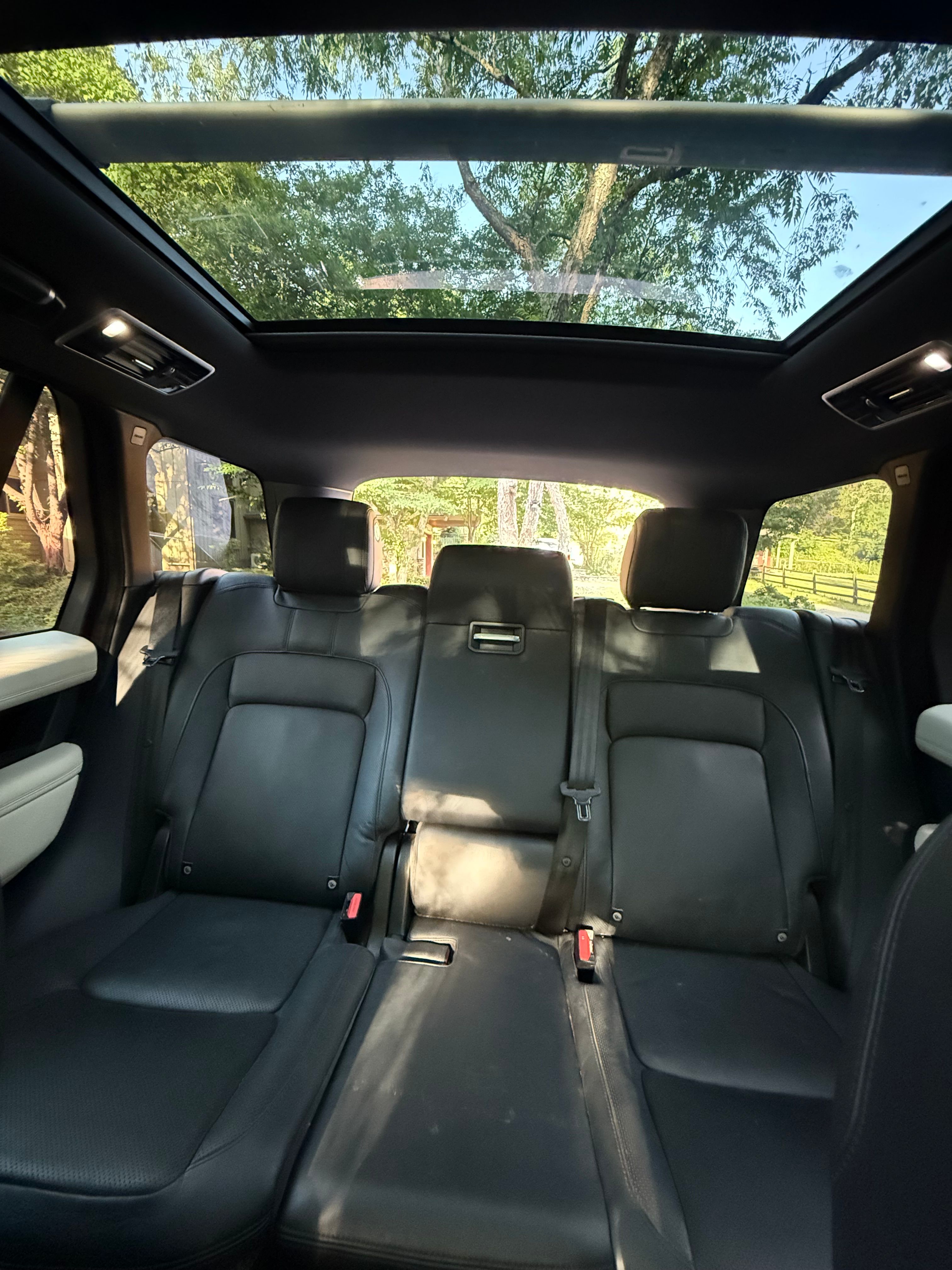 Used 2019 Land Rover Range Rover Supercharged AWD/4WD image 17