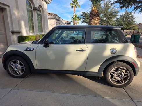 Used 2007 MINI Cooper S image 4