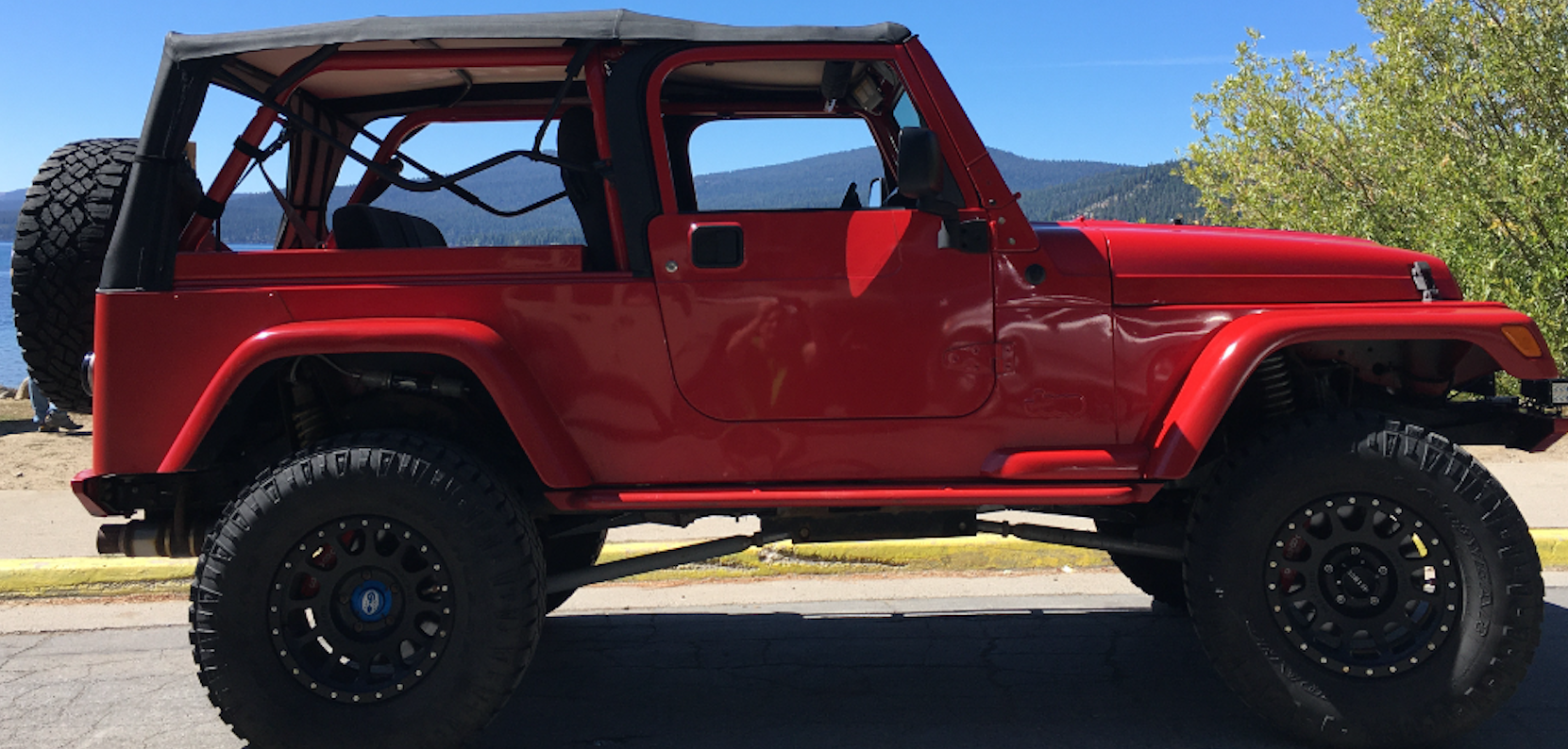 Used 2005 Jeep Wrangler Unlimited AWD/4WD image 2