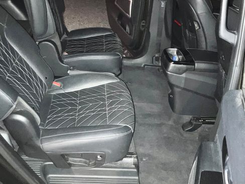 Used 2023 Kia Telluride EX X-Line image 11