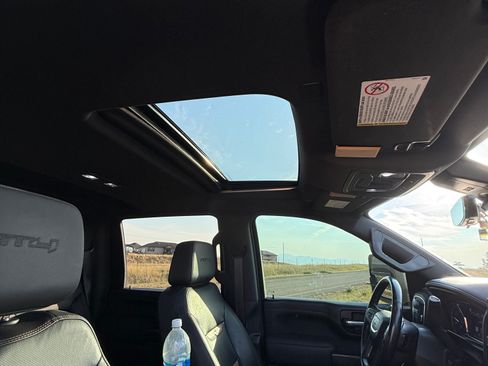 Used 2021 GMC Sierra 3500 AT4 w/ AT4 Premium Plus Package image 4