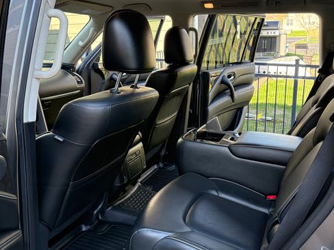 Used 2020 INFINITI QX80 Luxe w/ Proassist Package image 11