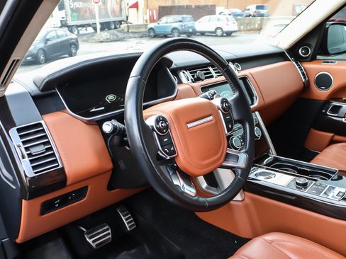 Used 2014 Land Rover Range Rover Long Wheelbase Autobiography image 14