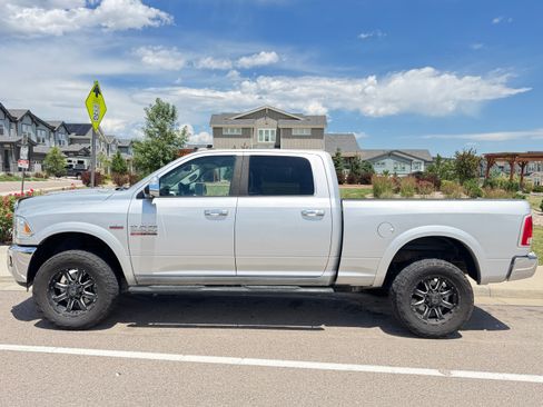 Used 2015 RAM 2500 Laramie w/ Convenience Group AWD/4WD image 1