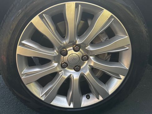 Used 2017 Land Rover Range Rover Supercharged image 17