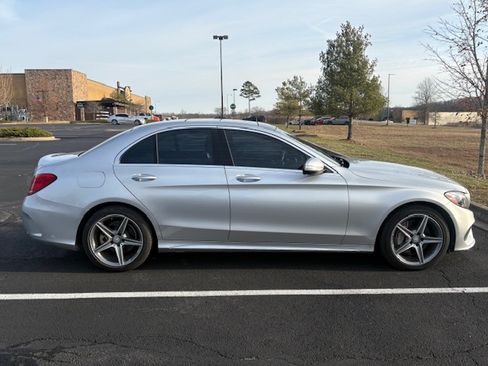 Used 2015 Mercedes-Benz C 300 4MATIC Sedan image 8
