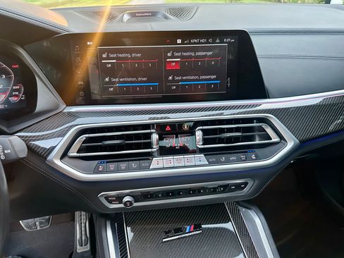 Used 2022 BMW X5 M w/ Competition Package image 22