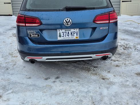 Used 2019 Volkswagen Golf Alltrack SE image 20