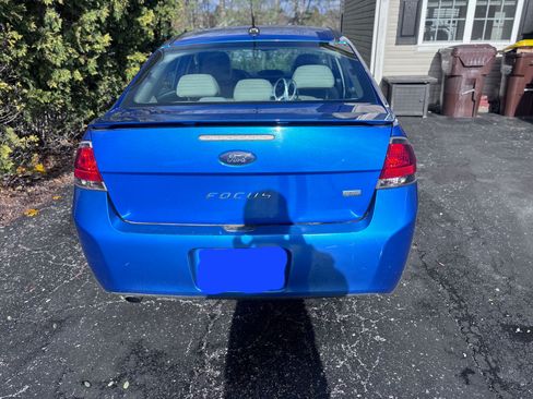 Used 2010 Ford Focus SES image 5