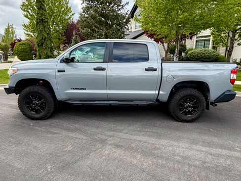 Used 2017 Toyota Tundra TRD Pro AWD/4WD image 5