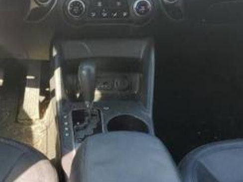 Used 2012 Hyundai Tucson GLS image 13