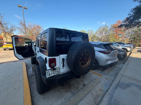 Used 2017 Jeep Wrangler Unlimited Sport w/ Quick Order Package 24S image 14