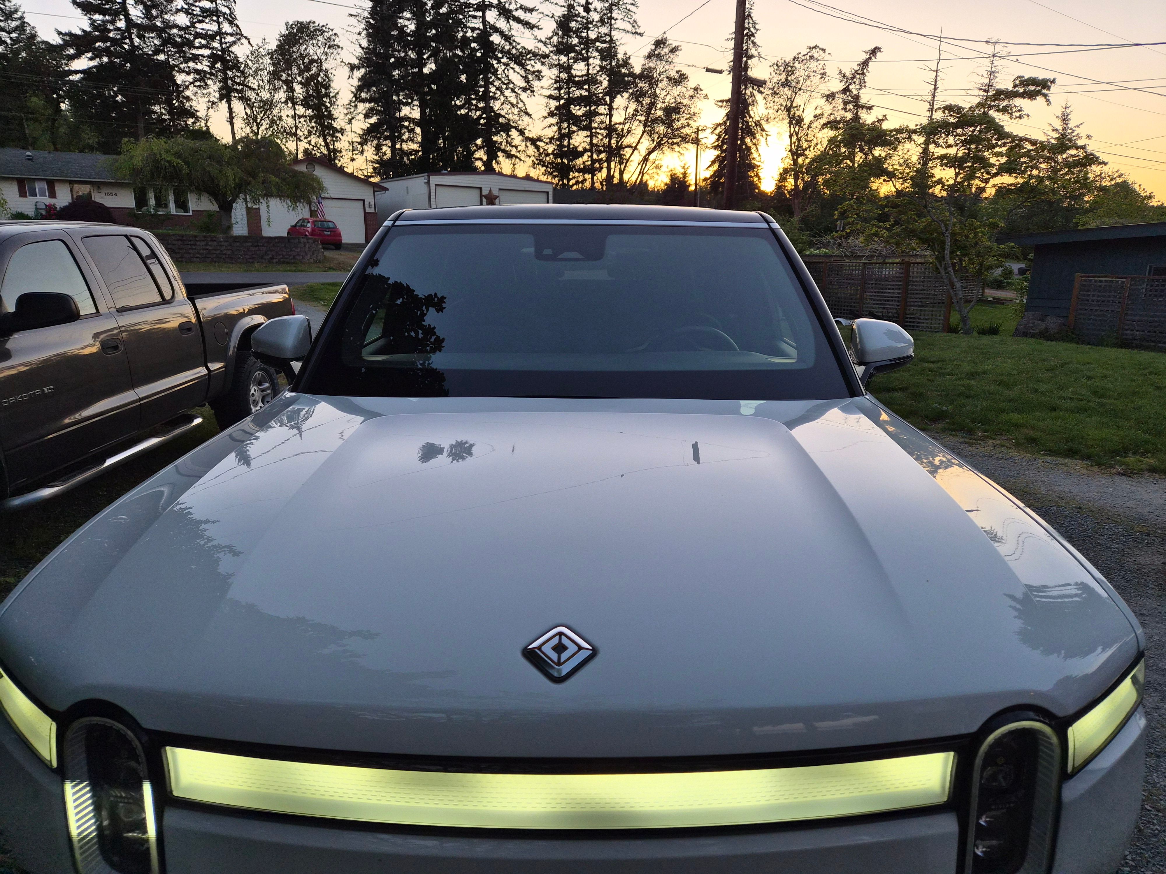 Used 2023 Rivian R1S Adventure AWD/4WD image 29