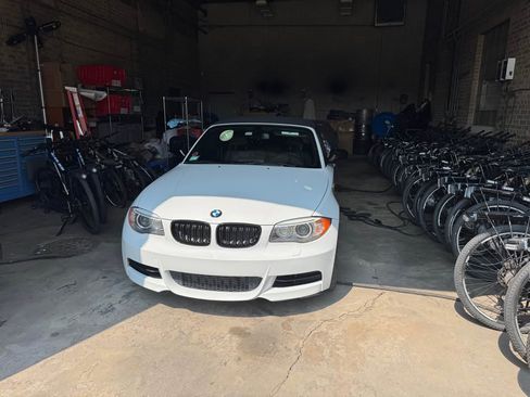 Used 2013 BMW 135is Convertible image 4