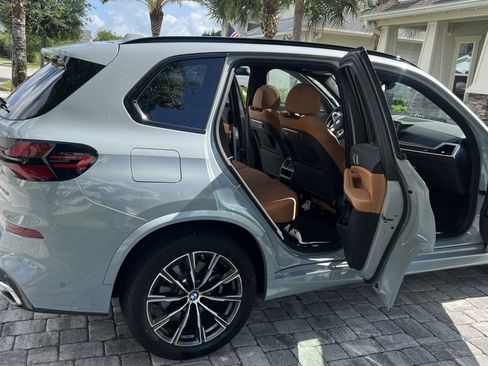 Used 2026 BMW X5 xDrive40i AWD/4WD image 15