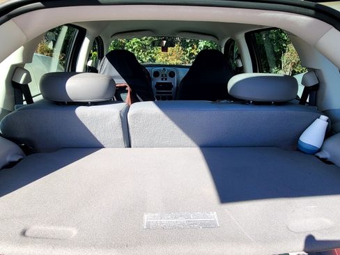 Used 2008 Chrysler PT Cruiser image 8