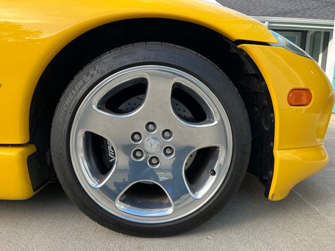 Used 2001 Dodge Viper RT/10 image 17