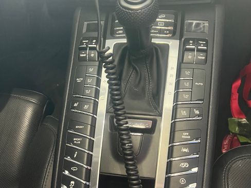 Used 2017 Porsche Macan GTS image 6