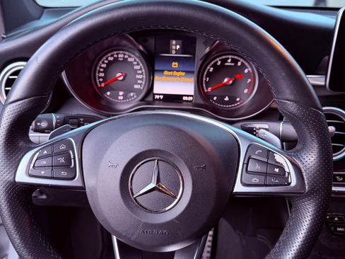 Used 2019 Mercedes-Benz GLC 300 image 13