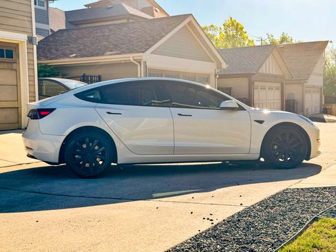 Used 2022 Tesla Model 3 image 6