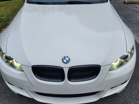 Used 2010 BMW 335i xDrive Coupe image 5