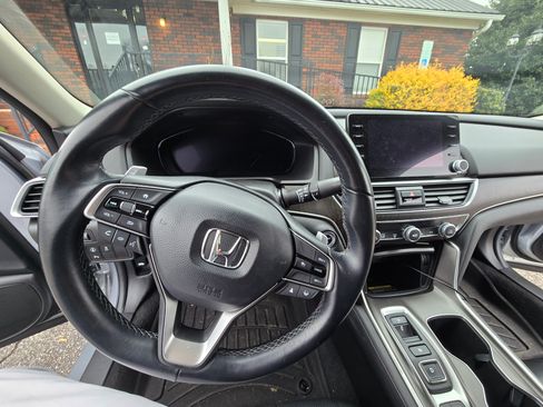 Used 2021 Honda Accord EX-L image 21