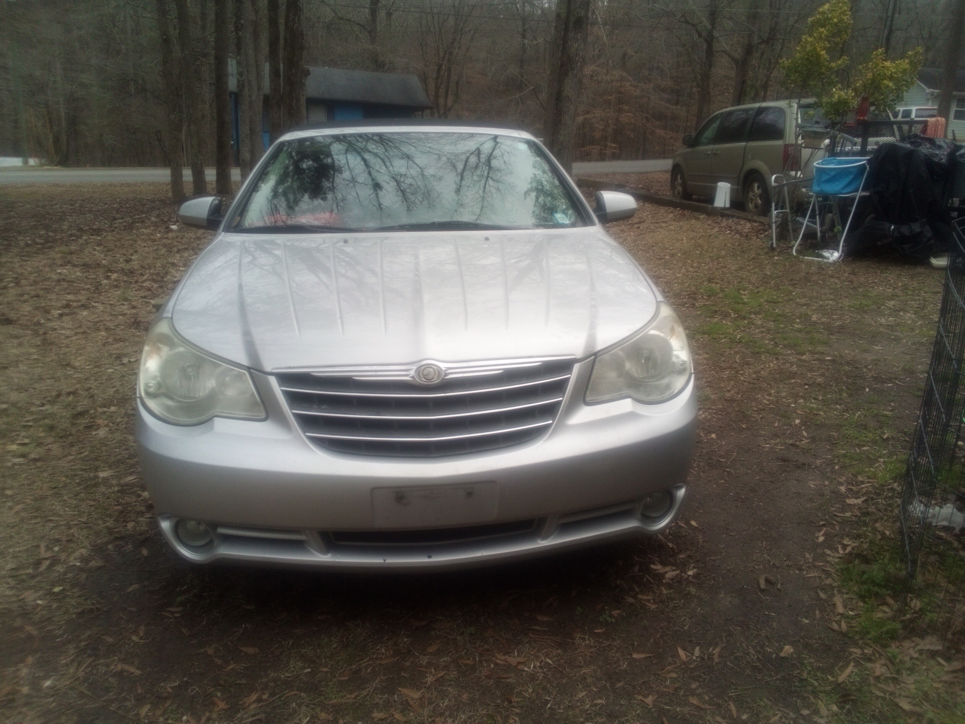Used 2009 Chrysler Sebring Limited FWD image 2