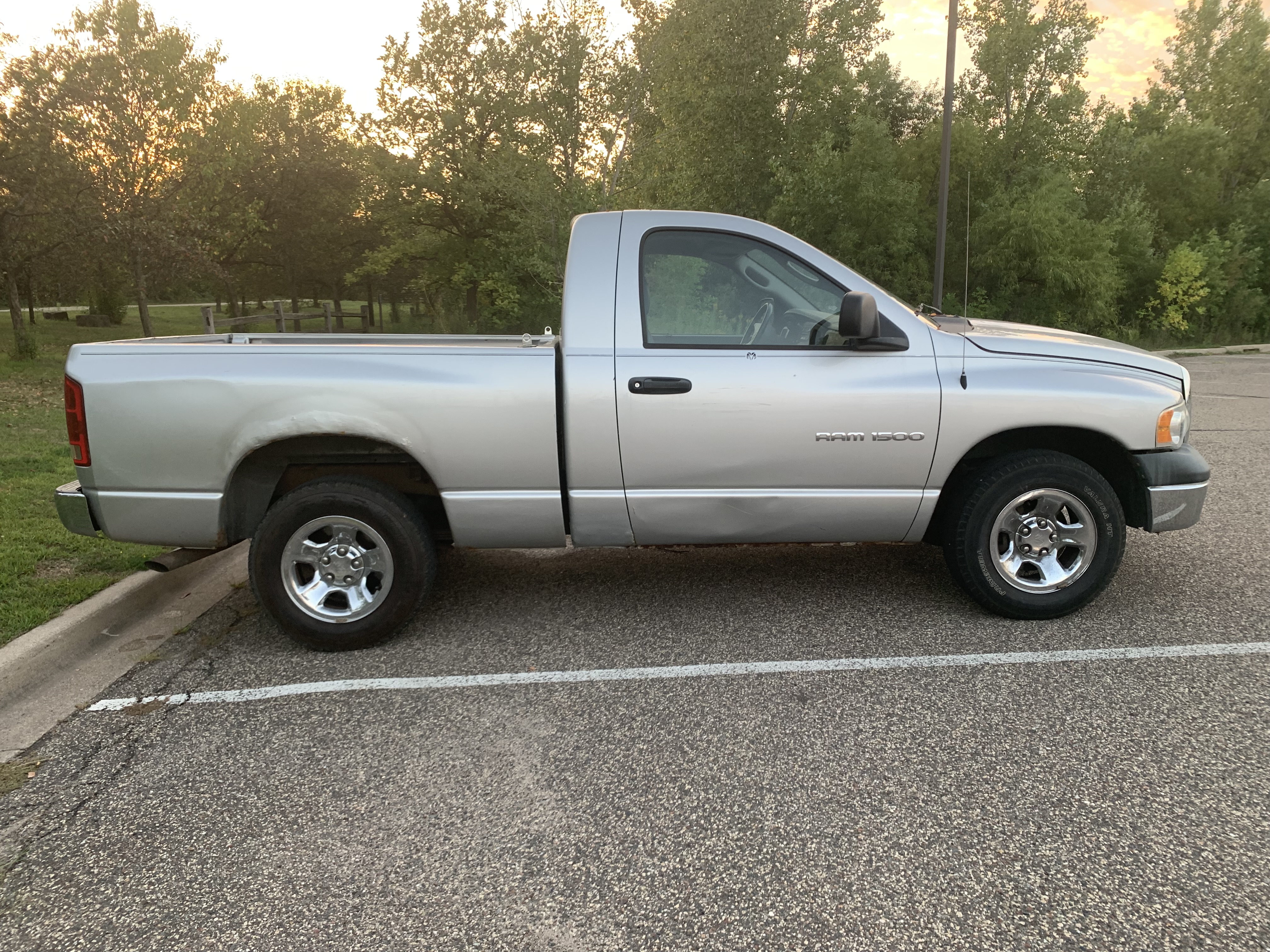 Used 2003 Dodge Ram 1500 Truck ST RWD image 8