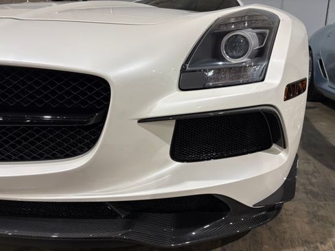 Used 2014 Mercedes-Benz SLS AMG Black Series image 6