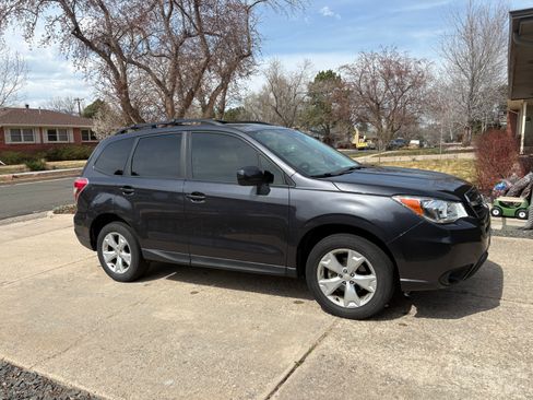 Used 2016 Subaru Forester 2.5i Premium image 4