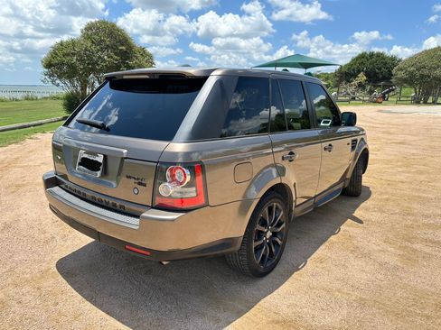 Used 2011 Land Rover Range Rover Sport HSE LUX AWD/4WD image 6