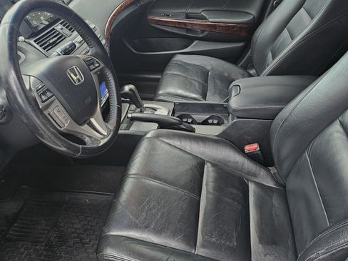 Used 2010 Honda Crosstour EX-L image 2