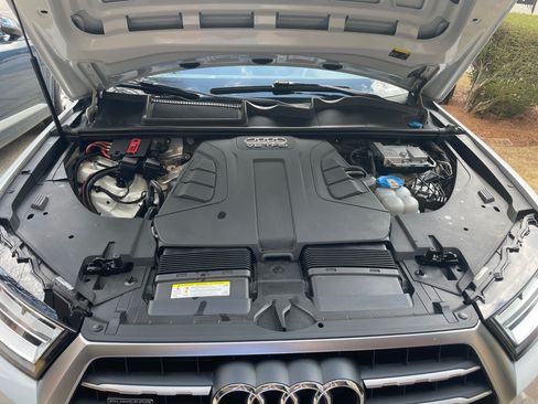 Used 2017 Audi Q7 3.0T Premium Plus w/ Premium Plus Package image 13