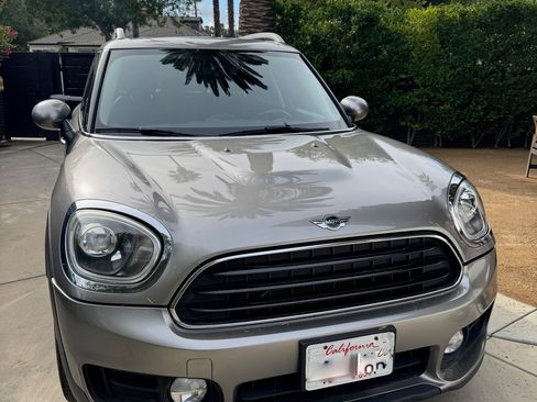 Used 2017 MINI Cooper Countryman image 1