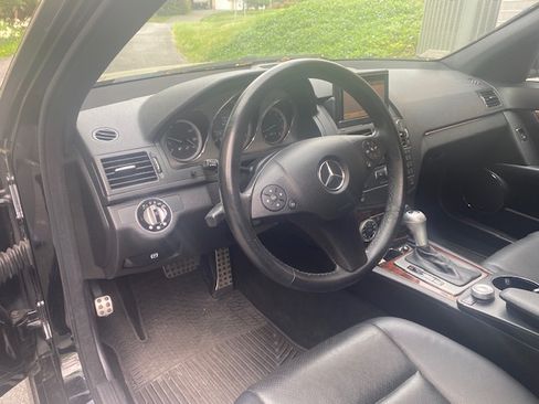 Used 2009 Mercedes-Benz C 300 4MATIC Sedan image 16