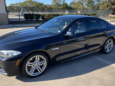 Used 2011 BMW 550i Sedan image 10