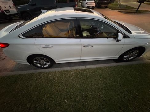 Used 2018 Hyundai Sonata Limited w/ Cargo Package image 13