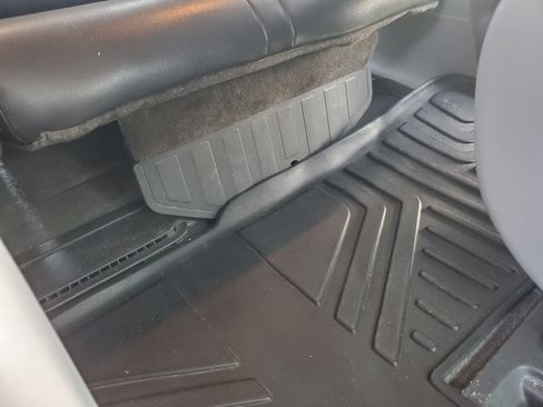 Used 2014 Honda Odyssey EX image 20