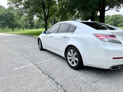Used 2014 Acura TL w/ Technology Package FWD image 4