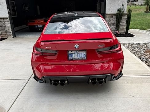 Used 2025 BMW M3 Competition w/ Carbon Package AWD/4WD image 4